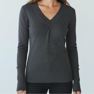Takeout Gray V-Neck Sweater